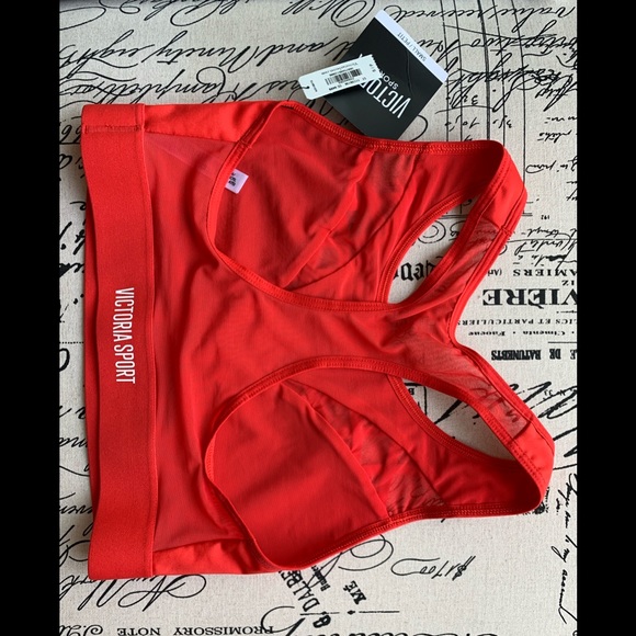 Victoria Secret Racerback Sports Bra 💞 - Picture 4 of 5